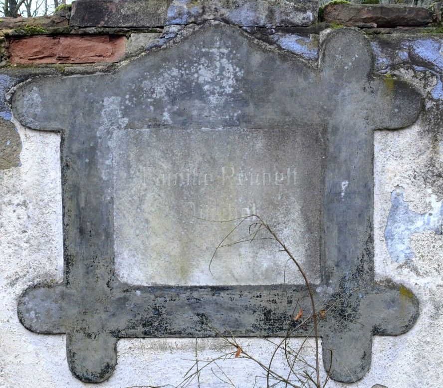 Náš hřbitov – Hasina, Drchlava